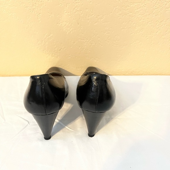 Classic heels - Picture 3 of 4